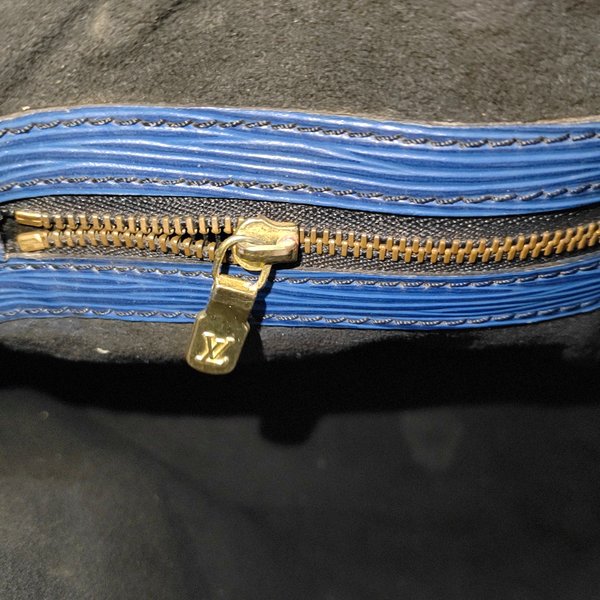 Authenticated pre-owned NéoNoé PM Calfskin Blue - Handbags at Looply