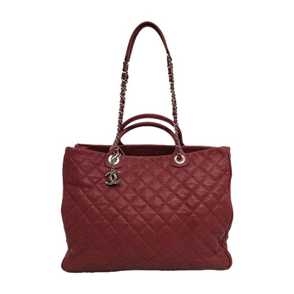 Authenticated pre-owned Chanel GST Large Quilted Grained Calfskin Red - Shoulder Bag at Looply