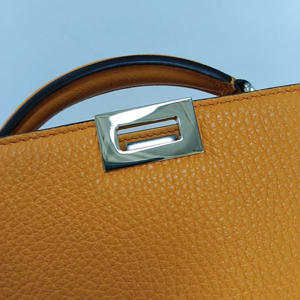 Authenticated pre-owned Peekaboo Essential Calfskin Orange - Shoulder Bag at Looply