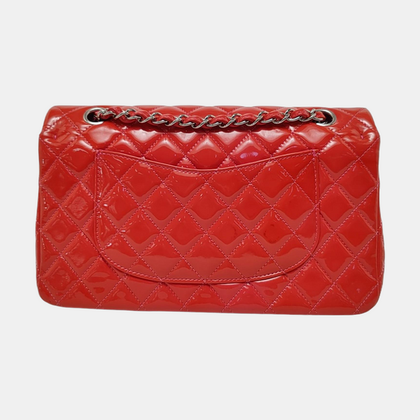 Authenticated pre-owned Classic Flap Quilted Patent Leather Red - Crossbody Bag at Looply