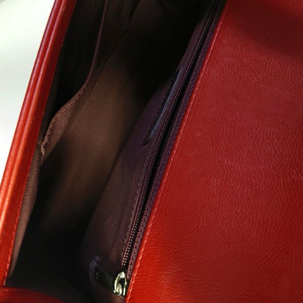 Authenticated pre-owned Boy Chanel Large Quilted Calfskin Red - Shoulder Bag at Looply