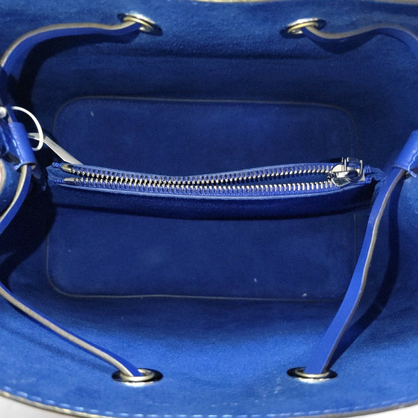 Authenticated pre-owned NéoNoé MM Epi Red - Shoulder Bag at Looply