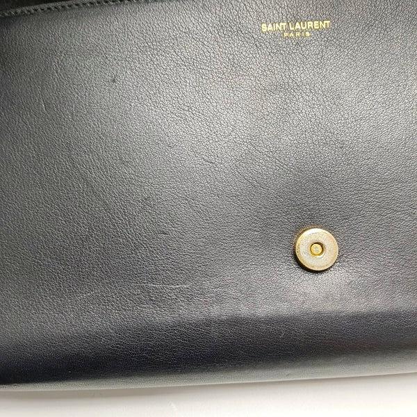Authenticated pre-owned Chyc Y Ligne Calfskin Black - Clutch at Looply
