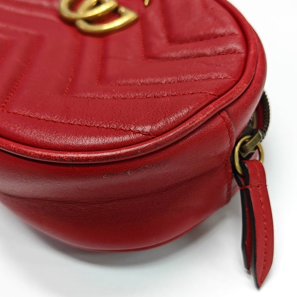 Piel de becerro acolchada GG Marmont roja