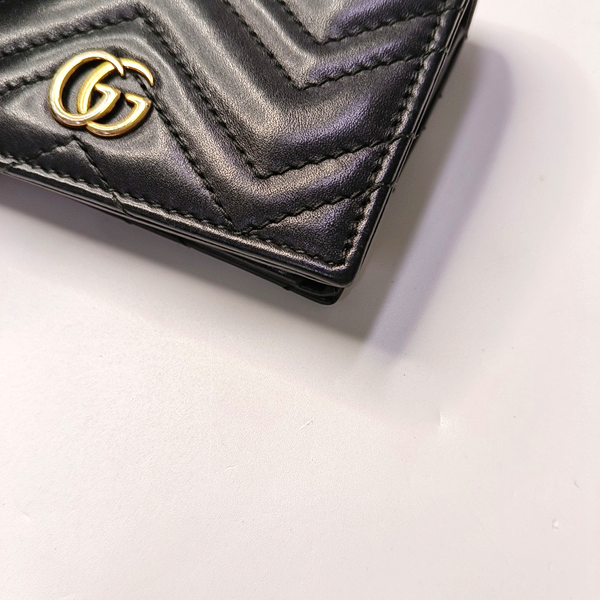 Authenticated pre-owned GG Marmont Calfskin Black Wallet - Wallet at Looply