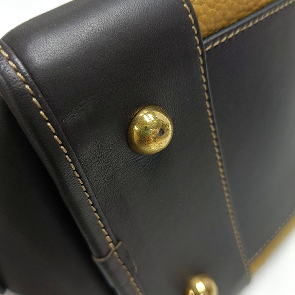 Authenticated pre-owned Amazona Calfskin Yellow - Top Handle Bag at Looply