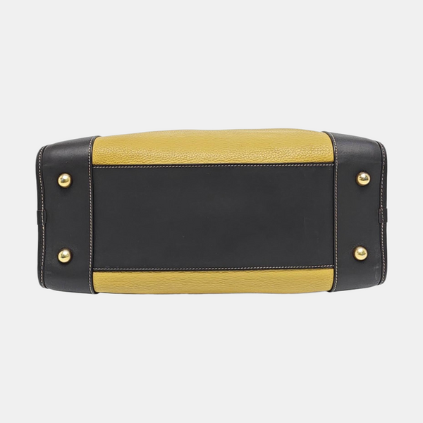 Authenticated pre-owned Amazona Calfskin Yellow - Top Handle Bag at Looply