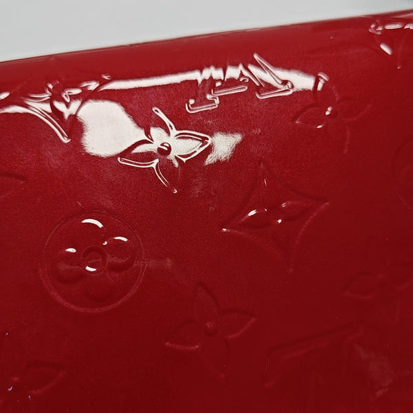 Authenticated pre-owned Félicie Monogram Patent Leather Red - Shoulder Bag at Looply