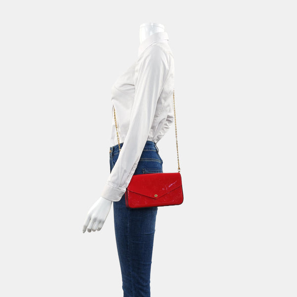 Authenticated pre-owned Félicie Monogram Patent Leather Red - Shoulder Bag at Looply
