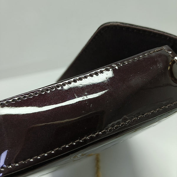 Authenticated pre-owned Félicie Monogram Patent Leather Burgundy - Shoulder Bag at Looply