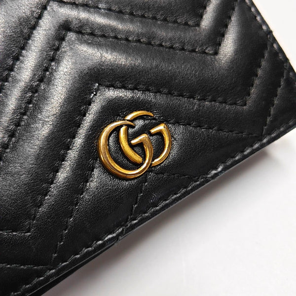 Authenticated pre-owned GG Marmont Calfskin Black Wallet - Wallet at Looply