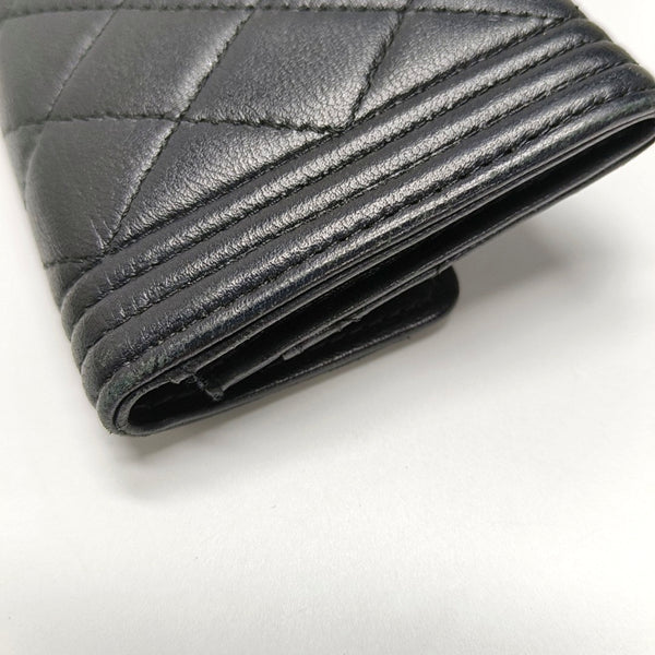 BOY CHANEL Quilted Lambskin Black - Image 12