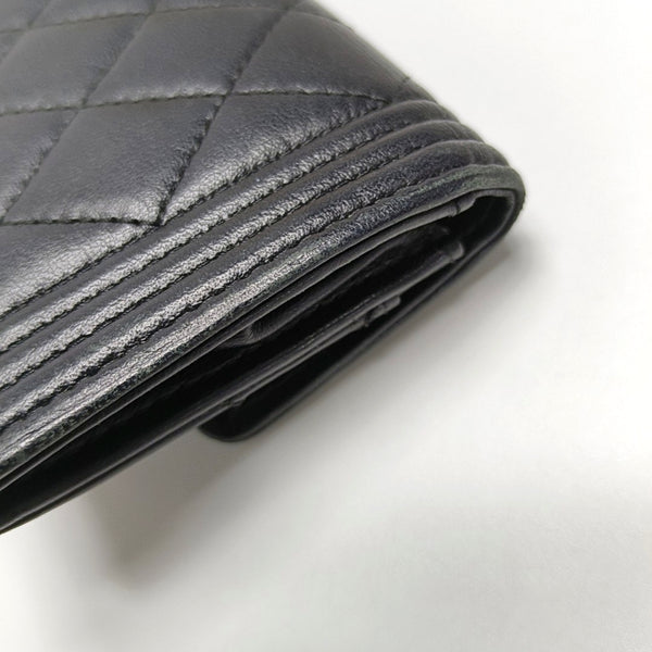 BOY CHANEL Quilted Lambskin Black - Image 13