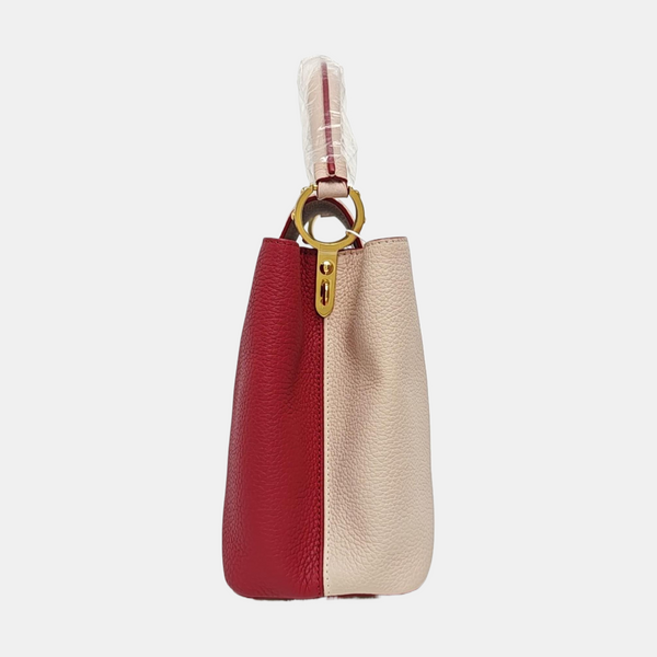 Authenticated pre-owned Capucines MM Calfskin Pink - Shoulder Bag at Looply