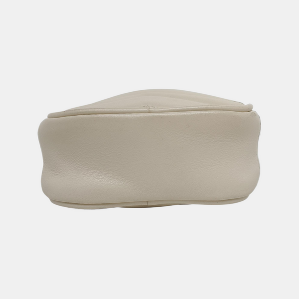 Authenticated pre-owned GG Marmont Mini Calfskin White - Crossbody Bag at Looply