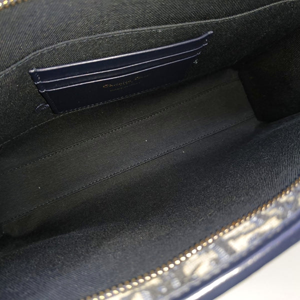 30 Montaigne East-West Oblique Canvas Blue