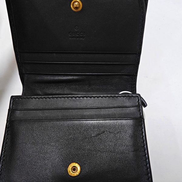 Authenticated pre-owned GG Marmont Calfskin Black Wallet - Wallet at Looply
