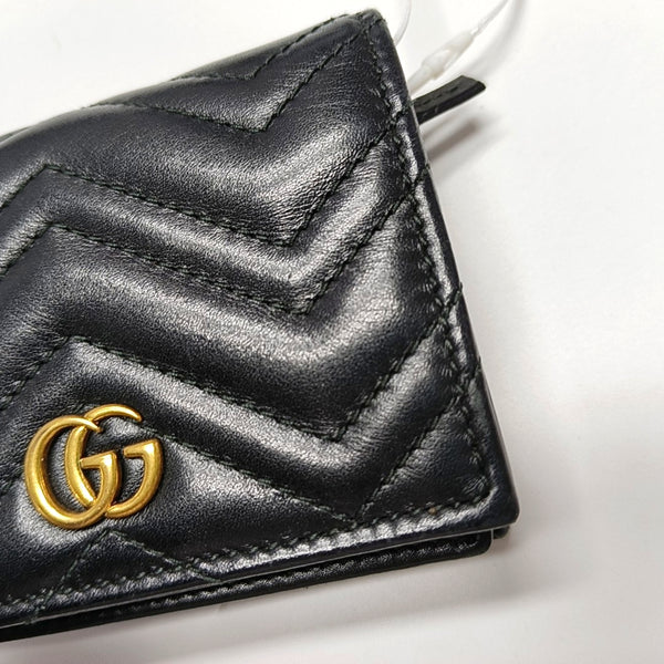 Authenticated pre-owned GG Marmont Calfskin Black Wallet - Wallet at Looply