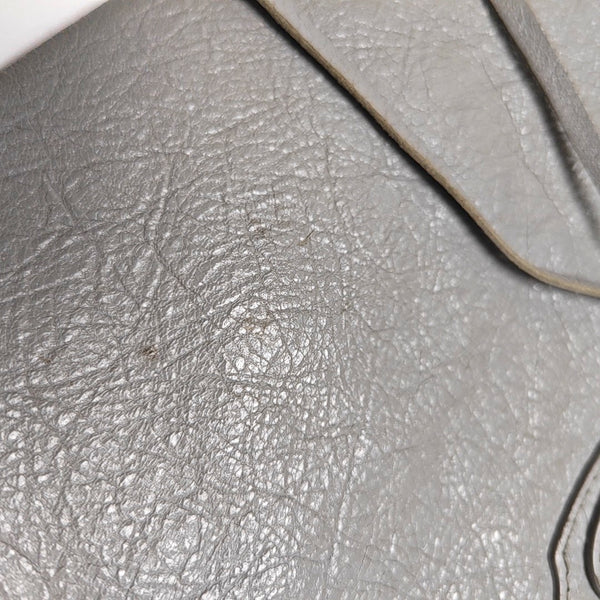 Authenticated pre-owned Classic Metallic Edge City Lambskin Gray - Clutch at Looply