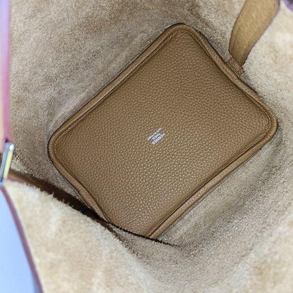 Authenticated pre-owned Picotin Lock 18 Clemence Beige - Top Handle Bag at Looply