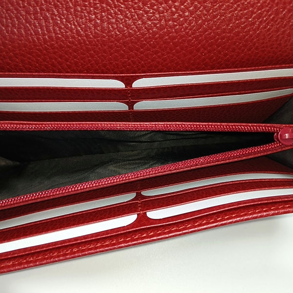 Authenticated pre-owned GG Marmont Calfskin Red Wallet - Wallet at Looply