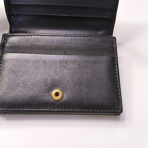 Authenticated pre-owned GG Marmont Calfskin Black Wallet - Wallet at Looply