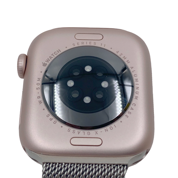 Authenticated pre-owned Watch Series 11 - at Looply