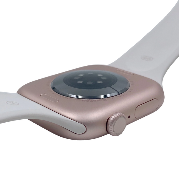 Authenticated pre-owned Watch Series 11 - at Looply