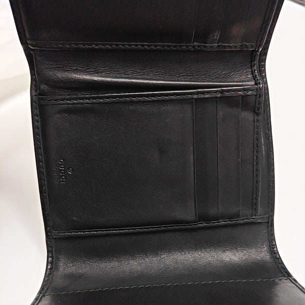 Authenticated pre-owned GG Marmont Calfskin Black Wallet - Wallet at Looply