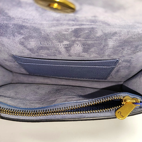 Authenticated pre-owned Saddle Calfskin Blue - Belt Bag at Looply