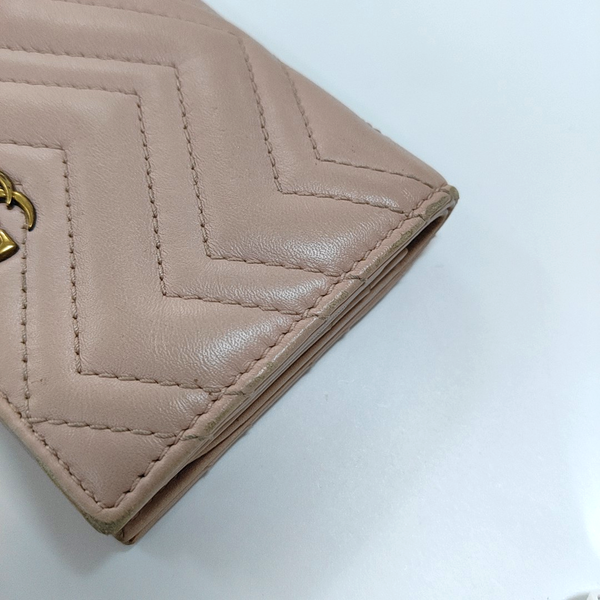 Authenticated pre-owned GG Marmont Calfskin Pink Wallet - Wallet at Looply