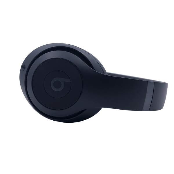 Authenticated pre-owned Studio Pro - at Looply