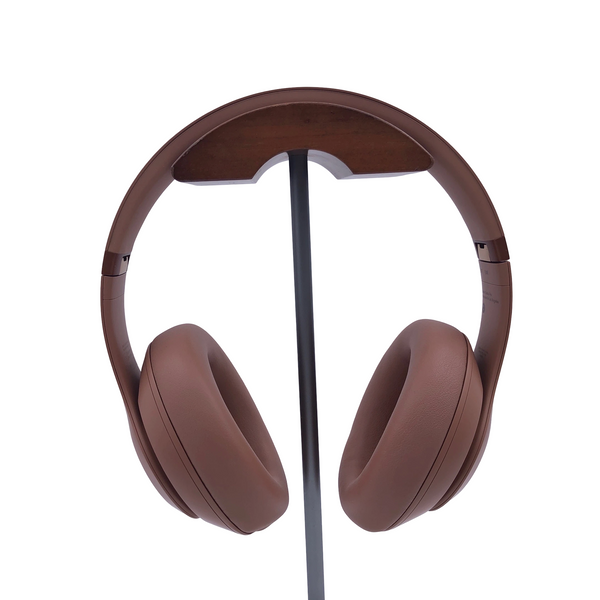 Authenticated pre-owned Studio Pro - at Looply