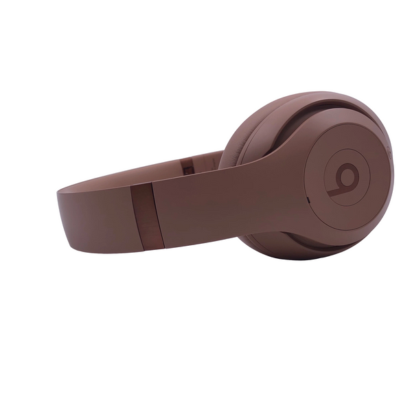 Authenticated pre-owned Studio Pro - at Looply