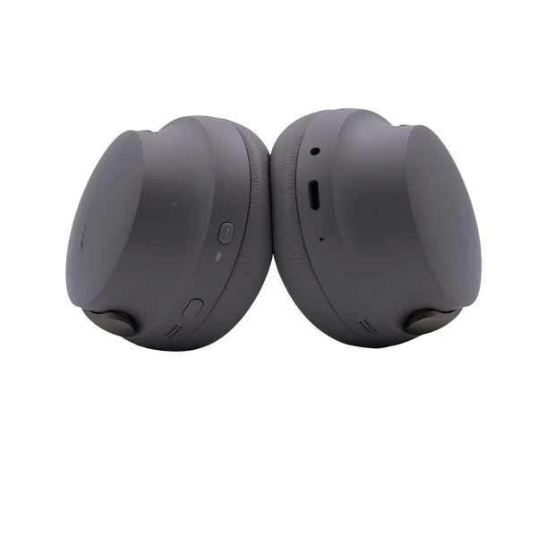 Authenticated pre-owned QuietComfort Ultra - at Looply