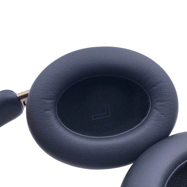 Authenticated pre-owned QuietComfort Ultra II - at Looply