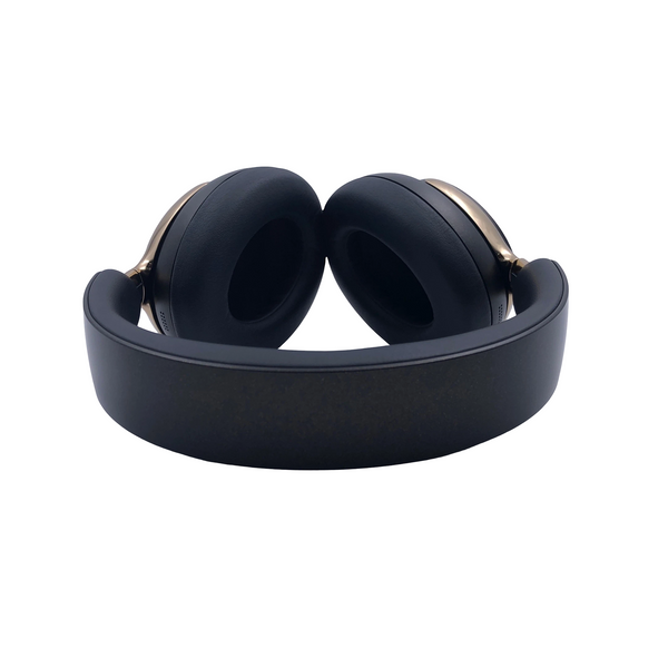 Authenticated pre-owned QuietComfort Ultra II - at Looply