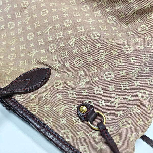 Authenticated pre-owned Neverfull MM Monogram Canvas Beige - Top Handle Bag at Looply