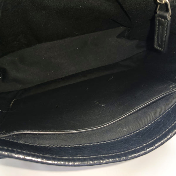 NIKI Medium Chevron Calfskin Black