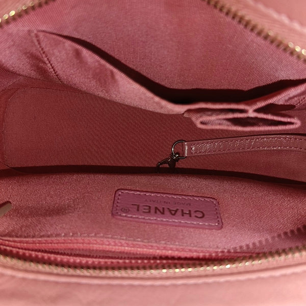 GABRIELLE Large Quilted Calfskin Red