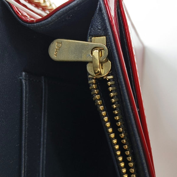Authenticated pre-owned Diorama Calfskin Red - Crossbody Bag at Looply