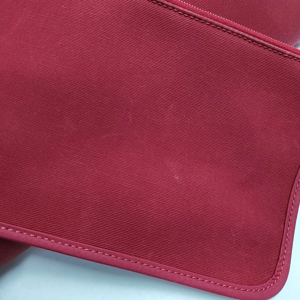 Authenticated pre-owned Herbag 31 Canvas Red - Handbags at Looply