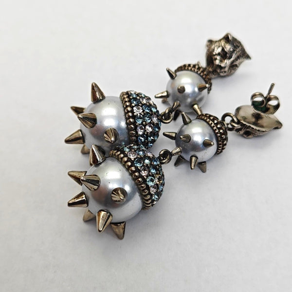 Authenticated pre-owned Le Marche Des Merveilles Synthetic Crystal Silver-tone Metal Earring - Earrings at Looply