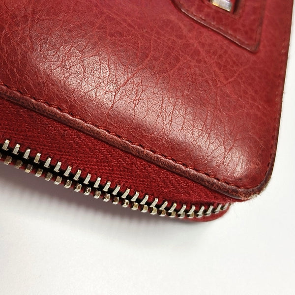 Authenticated pre-owned Classic City Lambskin Red Wallet - Wallet at Looply