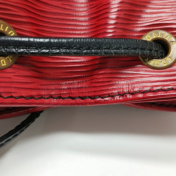 Authenticated pre-owned Néonoé PM Epi Red - Shoulder Bag at Looply