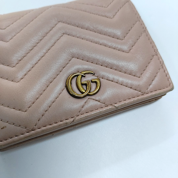 Authenticated pre-owned GG Marmont Calfskin Pink Wallet - Wallet at Looply