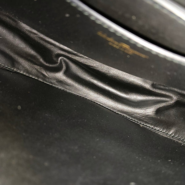 Vela Calfskin Black