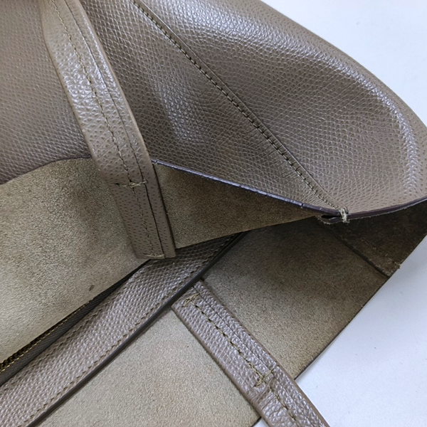 Authenticated pre-owned Vertical Cabas Calfskin Gray - Crossbody Bag at Looply