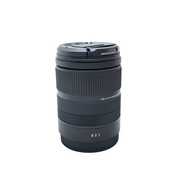 Sigma 18-50mm f/2.8 DC DN Contemporary