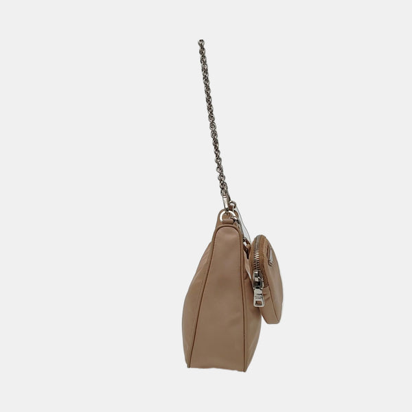 Authenticated pre-owned Re-edition2005 Nylon Beige - Shoulder Bag at Looply